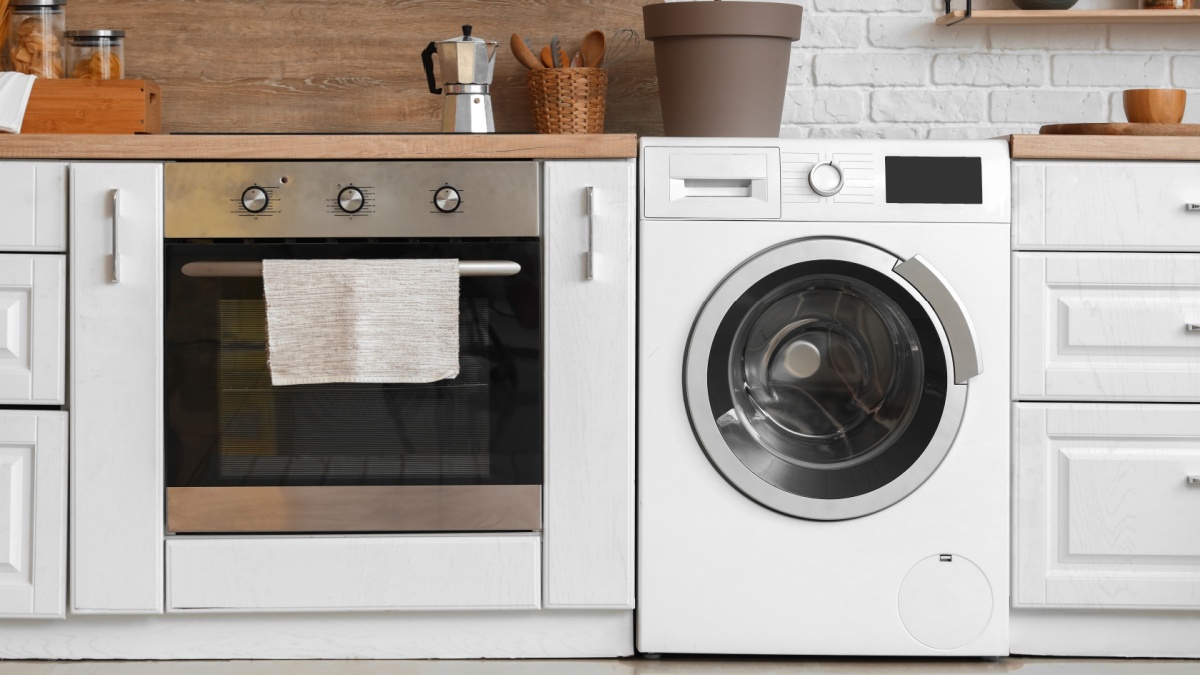 Let op deze veelvoorkomende fout met je oven en wasmachine die je veel geld kan kosten